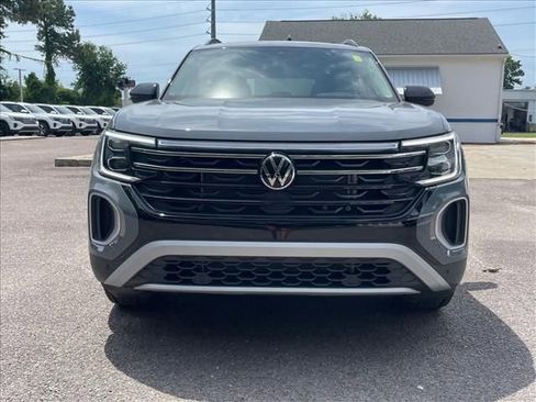 Used 2026 Volkswagen Atlas Peak Edition AWD/4WD image 30