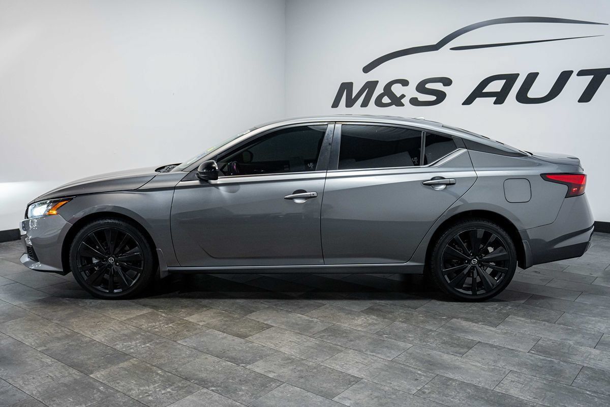 Used 2021 Nissan Altima 2.5 SR AWD/4WD image 3