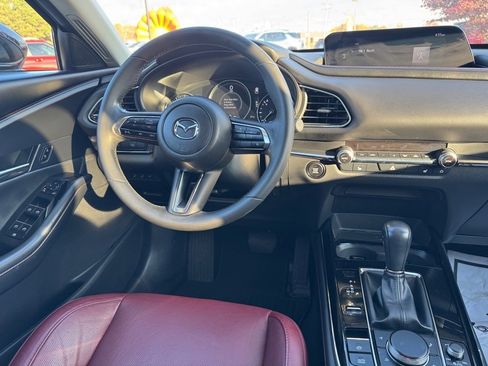 Used 2024 MAZDA CX-30 AWD 2.5 S w/ Preferred Package image 12