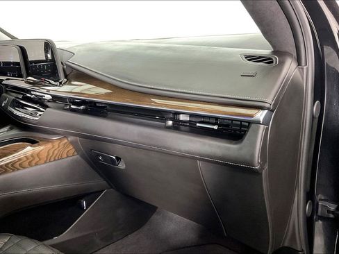 Used 2024 Cadillac Escalade ESV Sport Platinum image 22
