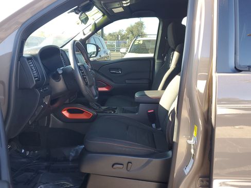 Certified 2024 Nissan Frontier Pro-X w/ Pro Convenience Package image 18
