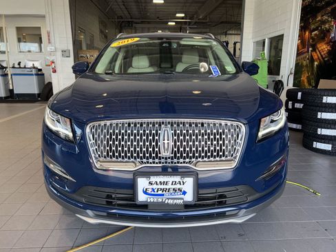Used 2019 Lincoln MKC Reserve w/ MKC Climate Package AWD/4WD image 2