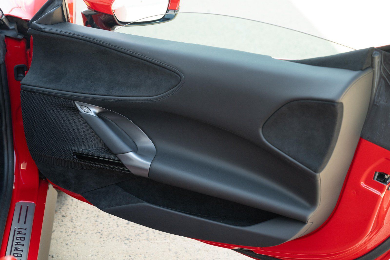Used 2024 Ferrari SF90 Spider AWD/4WD image 49
