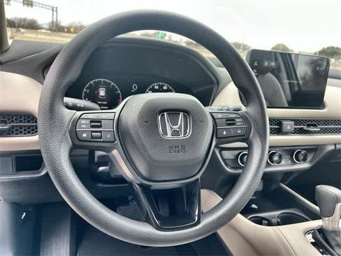 Used 2026 Honda HR-V LX image 17