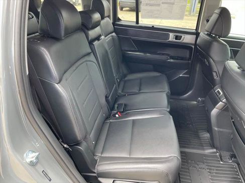 Used 2025 Hyundai Santa Fe Limited FWD image 13