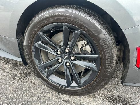 Used 2025 Ford Mustang GT RWD image 19
