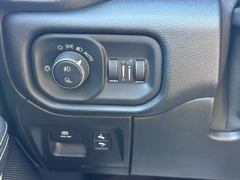 Used 2021 RAM 1500 Laramie AWD/4WD image 20