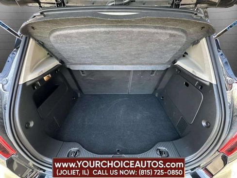 Used 2022 Buick Encore Preferred image 35