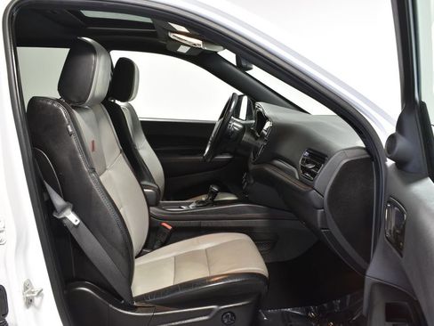 Used 2023 Dodge Durango GT image 30