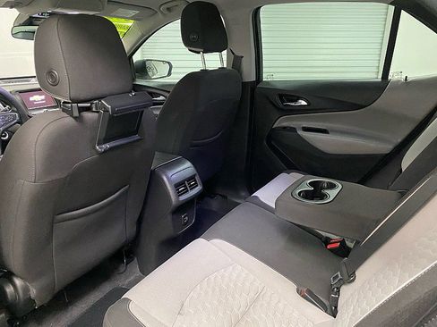 Used 2020 Chevrolet Equinox LS image 12