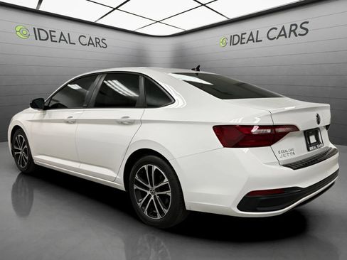 Used 2024 Volkswagen Jetta Sport FWD image 7