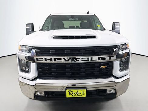 Used 2022 Chevrolet Silverado 3500 LT w/ Convenience Package AWD/4WD image 2
