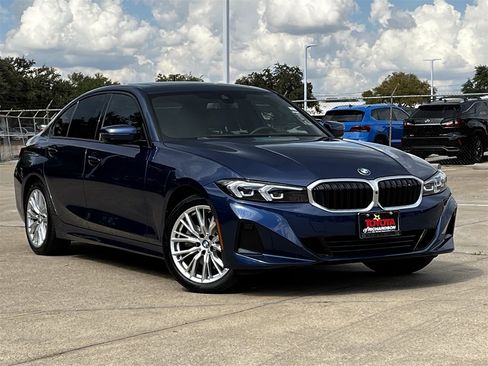 Used 2023 BMW 330i Sedan w/ Premium Package image 2