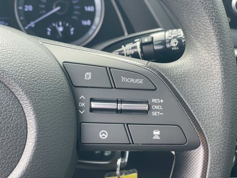 Certified 2022 Hyundai Sonata SE w/ Cargo Package image 22