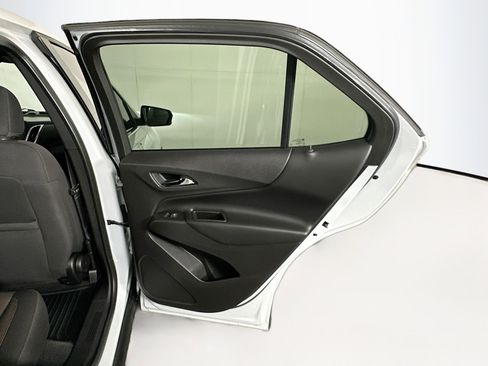 Used 2019 Chevrolet Equinox LT image 27