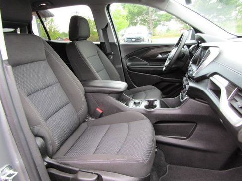 Used 2024 GMC Terrain SLE w/ Driver Convenience Package AWD/4WD image 18