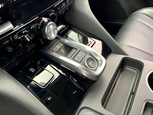 Used 2025 Acura MDX w/ Technology Package image 15