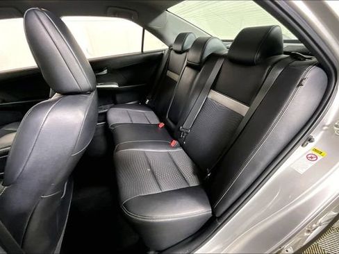 Used 2012 Toyota Camry SE image 24