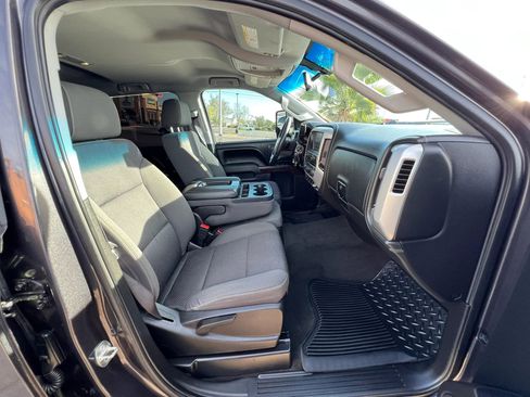 Used 2016 GMC Sierra 2500 SLE w/ SLE Preferred Package AWD/4WD image 22