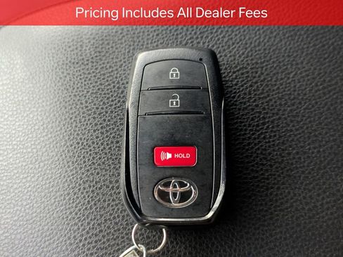 Certified 2025 Toyota 4Runner TRD Sport AWD/4WD image 31