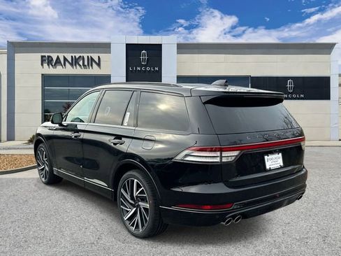 New 2026 Lincoln Aviator Black Label w/ Jet Appearance Package AWD/4WD image 5