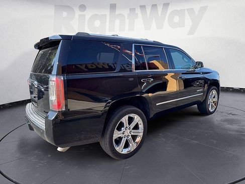 Used 2016 GMC Yukon Denali AWD/4WD image 5