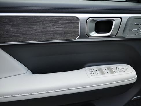 New 2026 Hyundai Santa Fe Limited AWD/4WD image 7