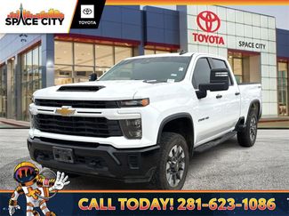 Used 2024 Chevrolet Silverado 2500 Custom w/ Custom Value Package video 1