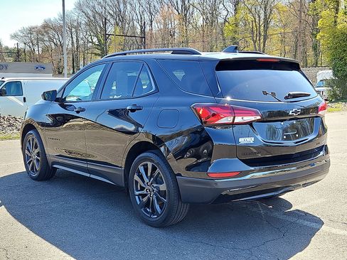 Used 2023 Chevrolet Equinox RS image 4