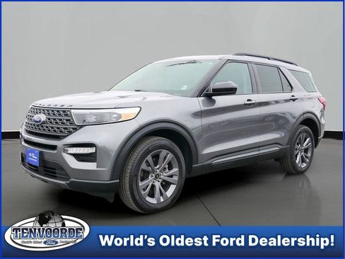 Certified 2023 Ford Explorer XLT w/ Equipment Group 202A image 1
