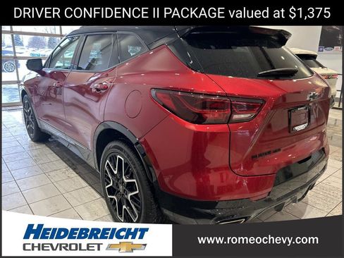 Certified 2025 Chevrolet Blazer RS w/ Driver Confidence II Package image 5