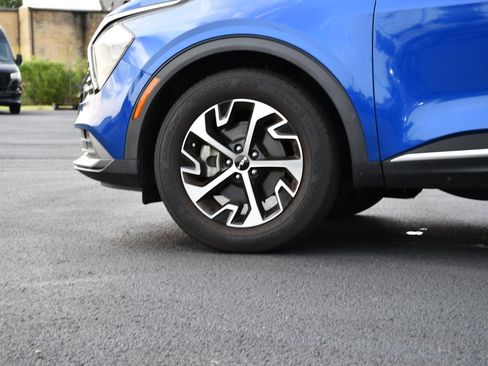 Used 2023 Kia Sportage EX FWD image 12