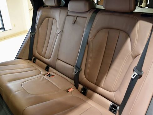 Used 2022 BMW X5 xDrive40i w/ Premium Package image 19