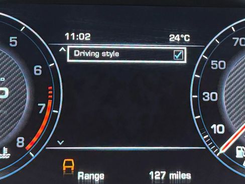 Used 2015 Land Rover Range Rover Supercharged AWD/4WD image 17