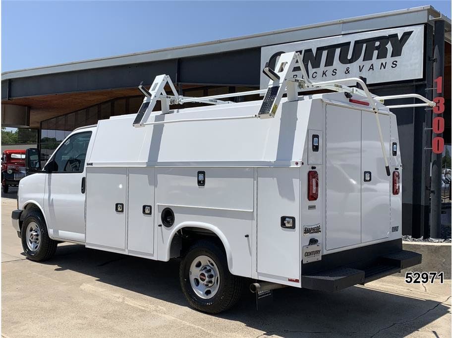 Used 2021 GMC Savana 3500 w/ Power Convenience Package RWD image 7