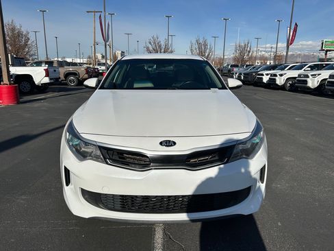 Used 2017 Kia Optima Premium image 8