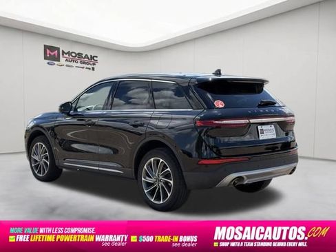 Used 2024 Lincoln Corsair AWD w/ Equipment Group 101A image 5