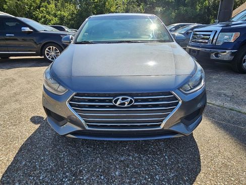 Used 2019 Hyundai Accent SE image 2