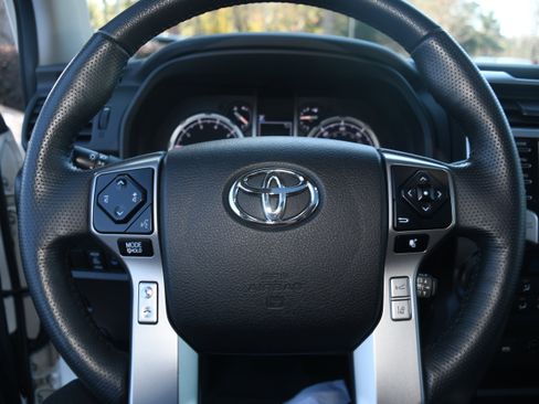 Used 2023 Toyota 4Runner Limited image 14