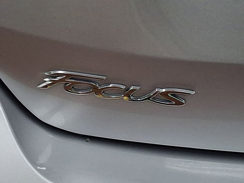 Used 2016 Ford Focus Electric Hatchback FWD image 30