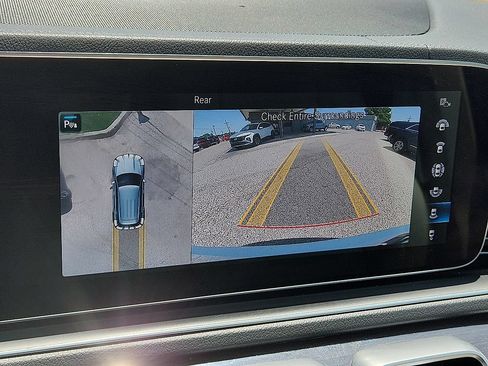 Used 2021 Mercedes-Benz GLE 350 4MATIC image 8