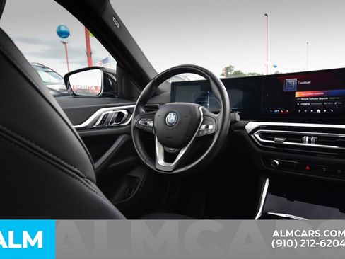 Used 2024 BMW i4 xDrive40i image 23