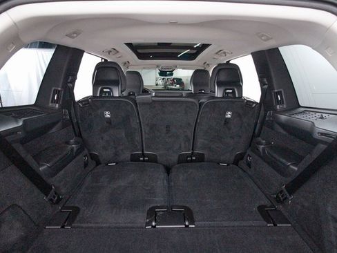 Certified 2025 Volvo XC90 B6 Plus w/ Protection Package Premier image 39