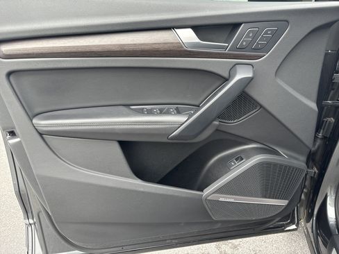 Used 2023 Audi Q5 2.0T Premium Plus w/ Premium Plus Package image 57