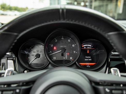 Used 2023 Porsche Macan GTS image 28