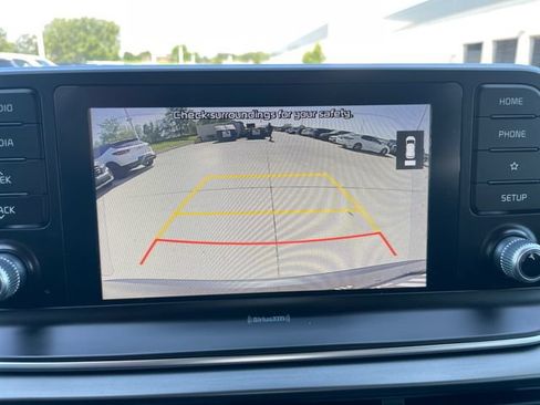 Used 2020 Kia Telluride LX AWD/4WD image 14
