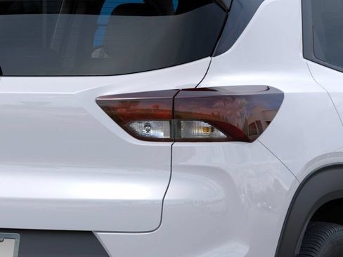 New 2026 Chevrolet TrailBlazer LS FWD image 11