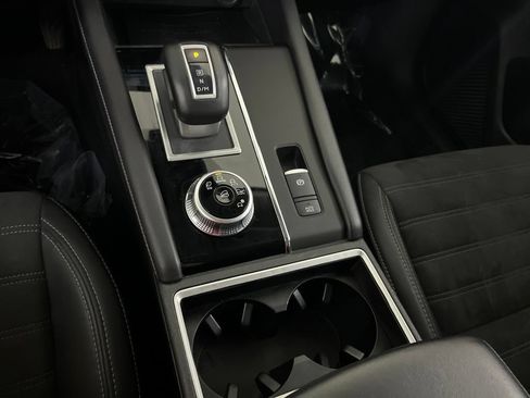 Used 2023 Mitsubishi Outlander SE FWD image 75