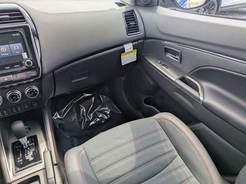 New 2025 Mitsubishi Outlander Sport SE image 17