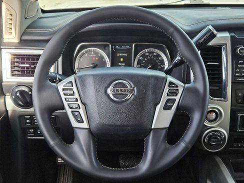 Used 2018 Nissan Titan PRO-4X w/ Pro-4x Utility Package image 22